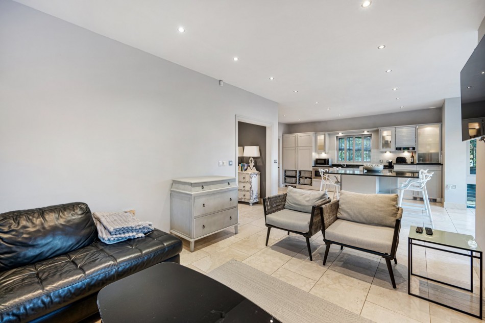 Images for Horseshoe Lane, Alderley Edge, Cheshire EAID:991598241 BID:6255520