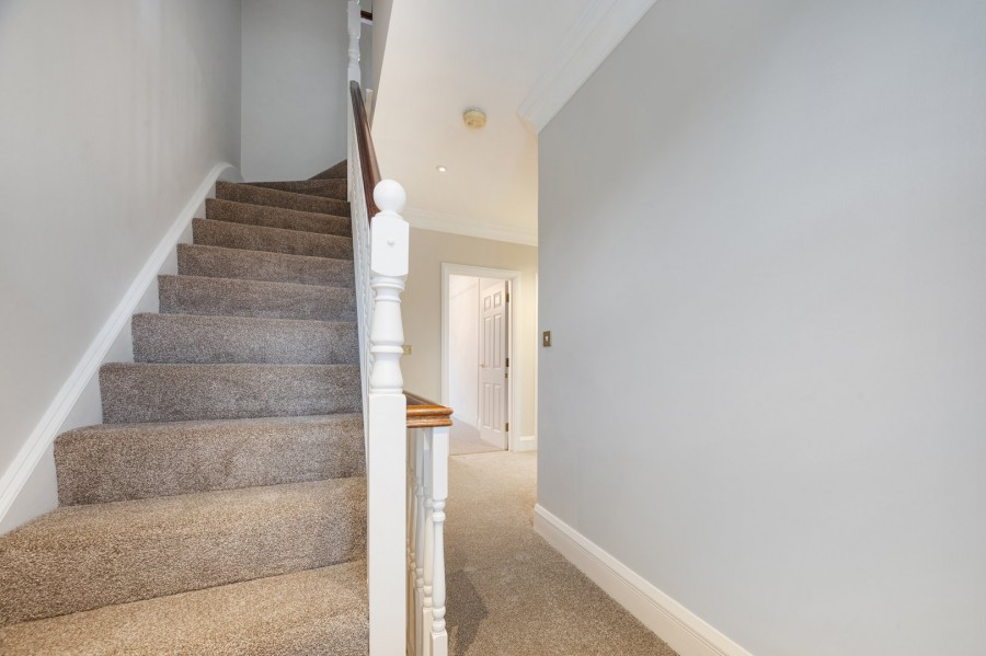 Images for Heyes Lane, Alderley Edge, Cheshire EAID:991598241 BID:6255520