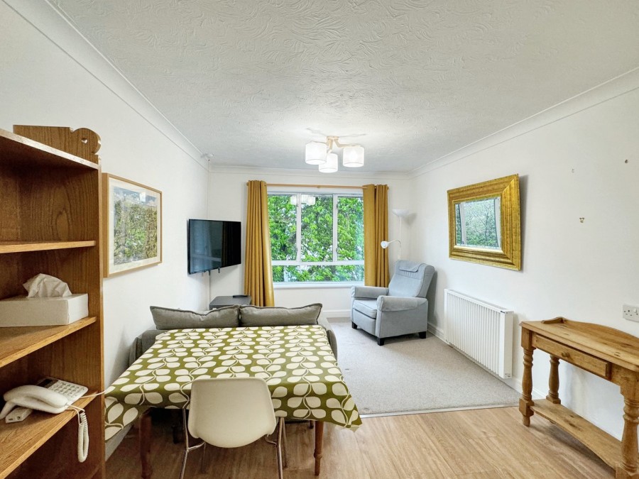 Images for Victoria Road, Wilmslow, Cheshire EAID:991598241 BID:6255520