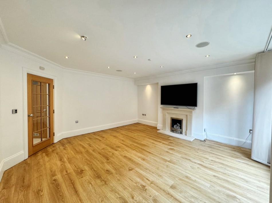 Images for Brook Lane, Alderley Edge, Cheshire EAID:991598241 BID:6255520