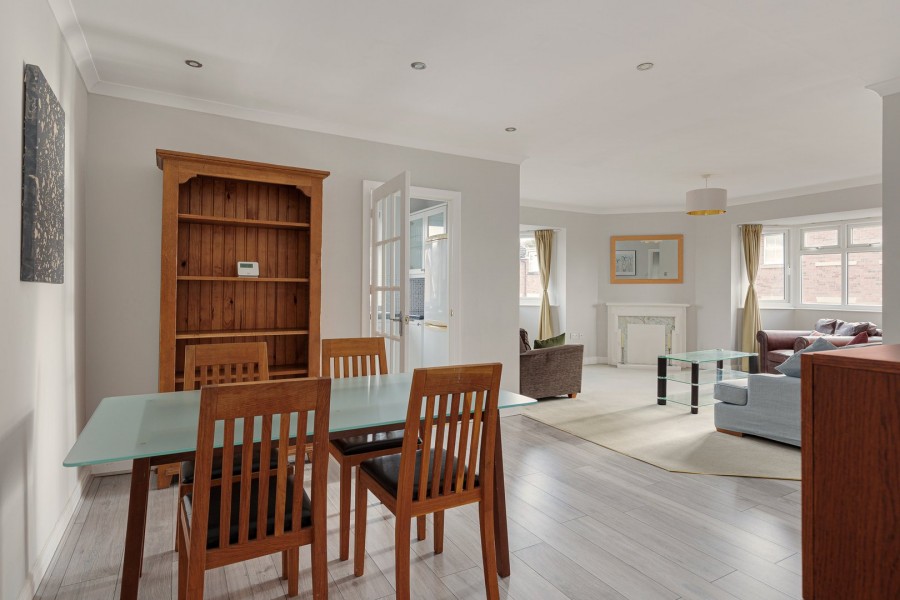 Images for South Street, Alderley Edge, Cheshire EAID:991598241 BID:6255520