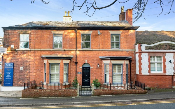 Macclesfield Road, Alderley Edge, Cheshire - EAID:991598241, BID:6255520