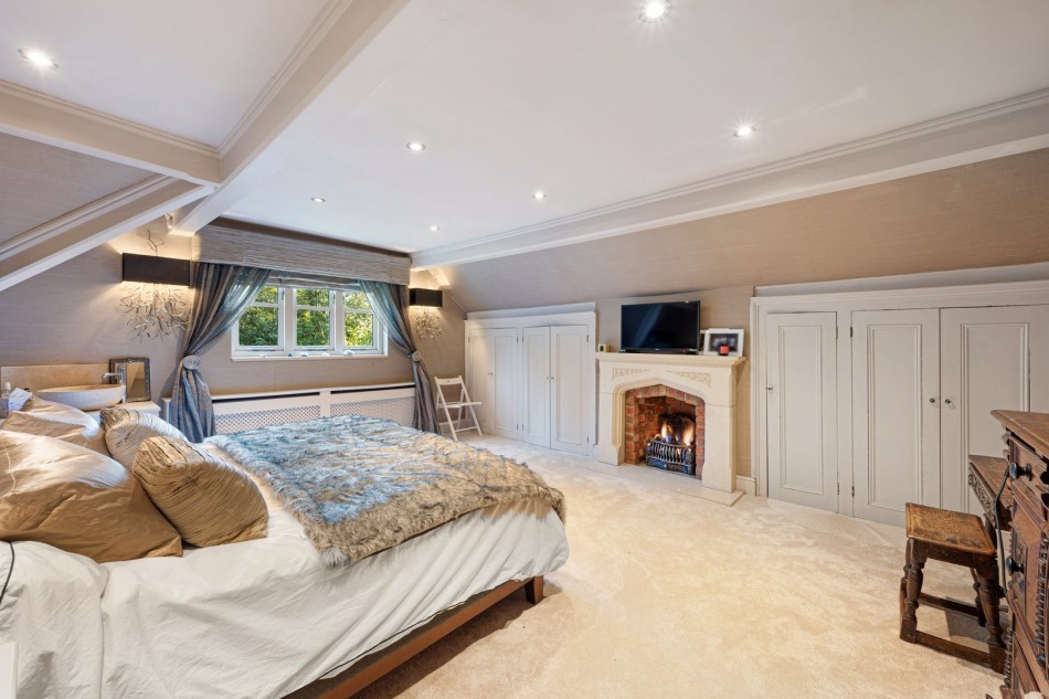 Images for Alderley Edge EAID:991598241 BID:6255520