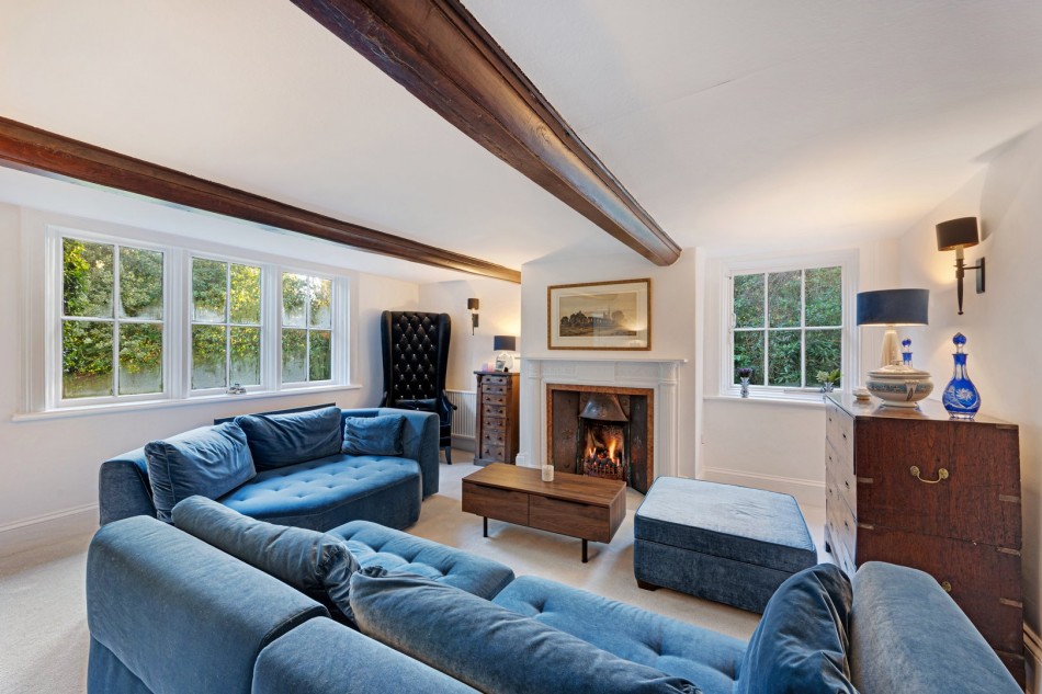 Images for Alderley Edge EAID:991598241 BID:6255520