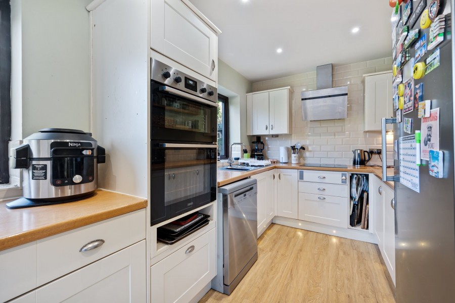 Images for Burford Crescent, Wilmslow, Cheshire EAID:991598241 BID:6255520