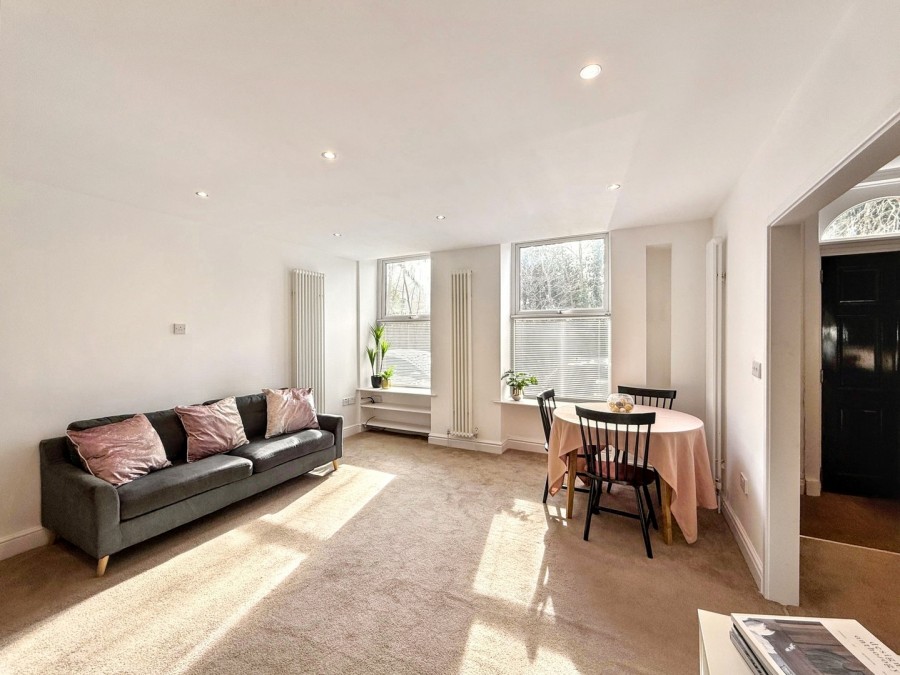 Images for Handforth, Wilmslow, Cheshire EAID:991598241 BID:6255520