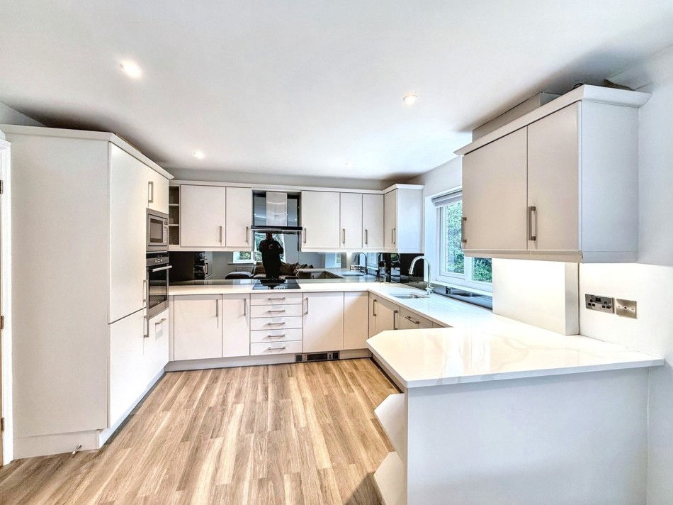 Images for Heyes Lane, Alderley Edge, Cheshire EAID:991598241 BID:6255520