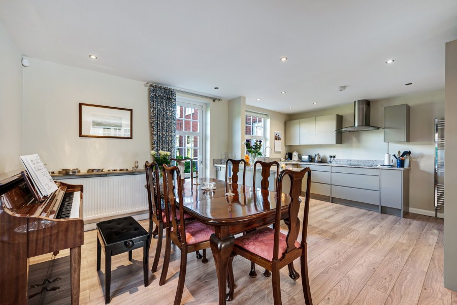 Images for Fulshaw Park, Wilmslow, Cheshire EAID:991598241 BID:6255520