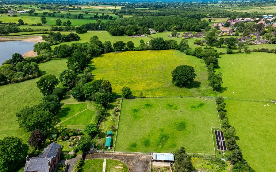 Images for Sutton, Macclesfield, Cheshire EAID:991598241 BID:6255520