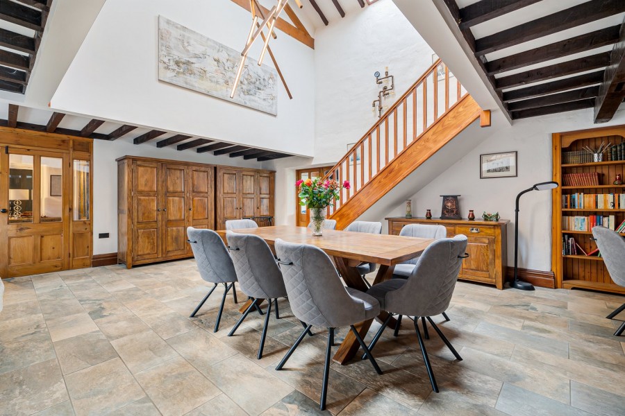 Images for Sutton, Macclesfield, Cheshire EAID:991598241 BID:6255520