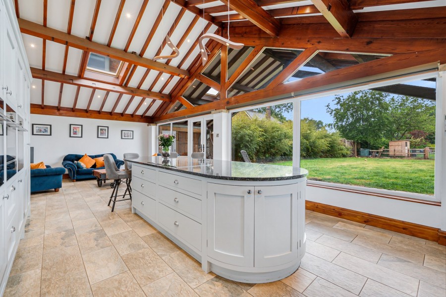 Images for Sutton, Macclesfield, Cheshire EAID:991598241 BID:6255520