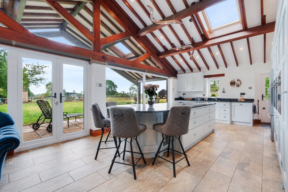 Images for Sutton, Macclesfield, Cheshire EAID:991598241 BID:6255520