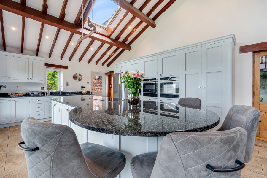 Images for Sutton, Macclesfield, Cheshire EAID:991598241 BID:6255520