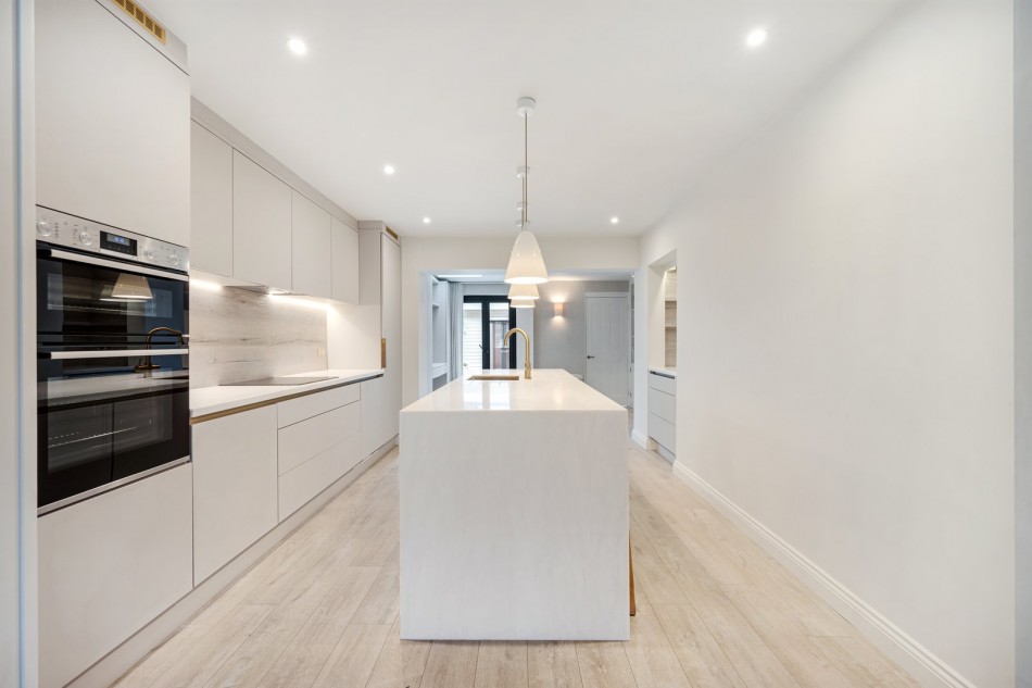 Images for Duke Street, Alderley Edge, Cheshire EAID:991598241 BID:6255520