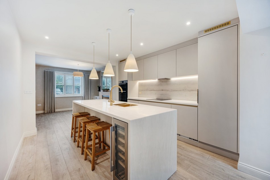 Images for Duke Street, Alderley Edge, Cheshire EAID:991598241 BID:6255520