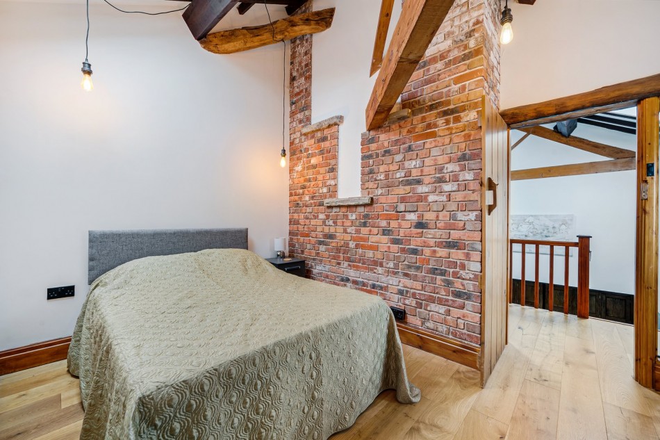 Images for Sutton, Macclesfield, Cheshire EAID:991598241 BID:6255520