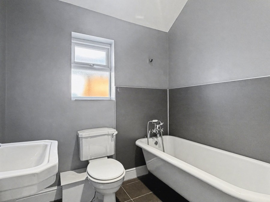 Images for Heyes Lane, Alderley Edge, Cheshire EAID:991598241 BID:6255520