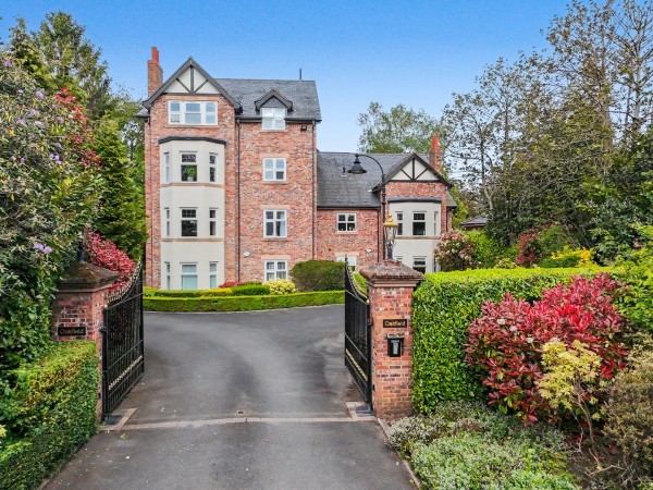 Davey Lane, Alderley Edge, Cheshire - EAID:991598241, BID:6255520