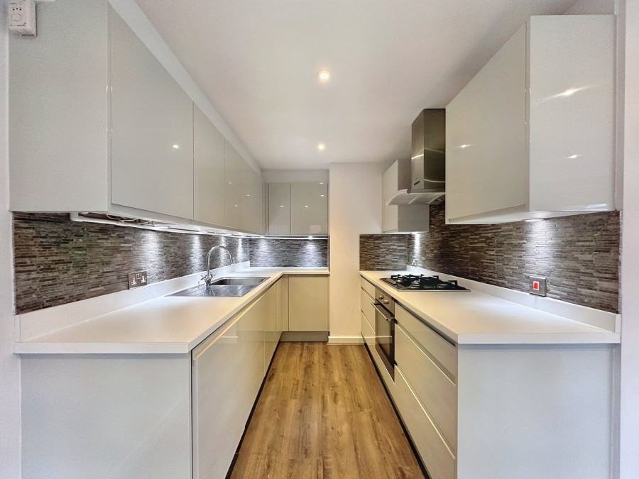 Images for London Road, Alderley Edge, Cheshire EAID:991598241 BID:6255520