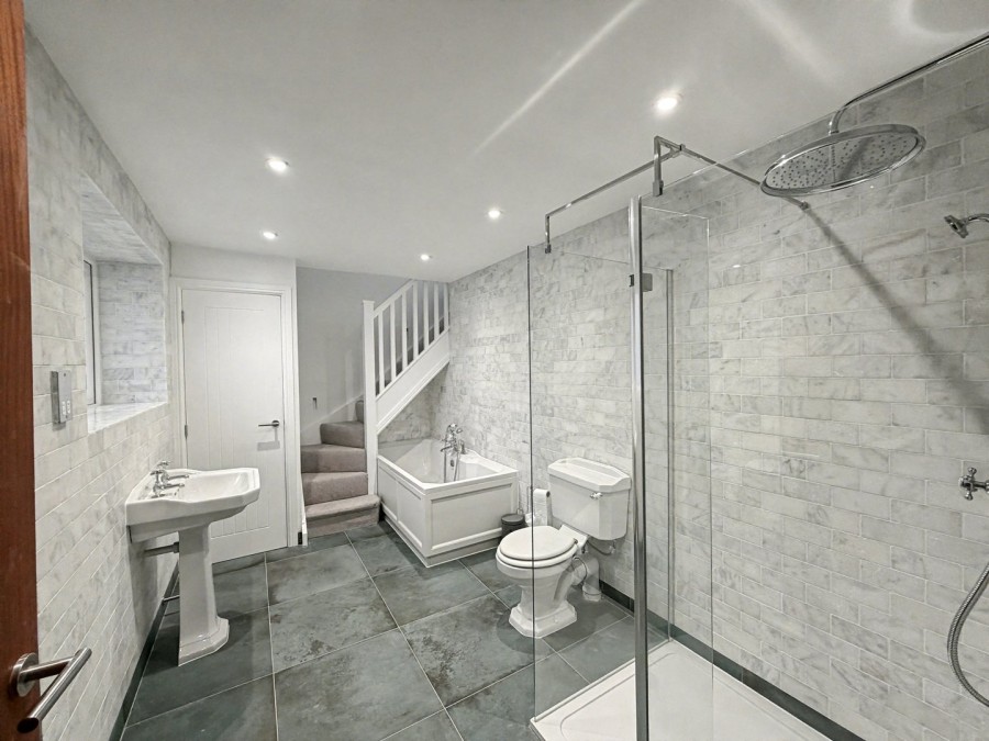 Images for Mobberley, Knutsford, Cheshire EAID:991598241 BID:6255520