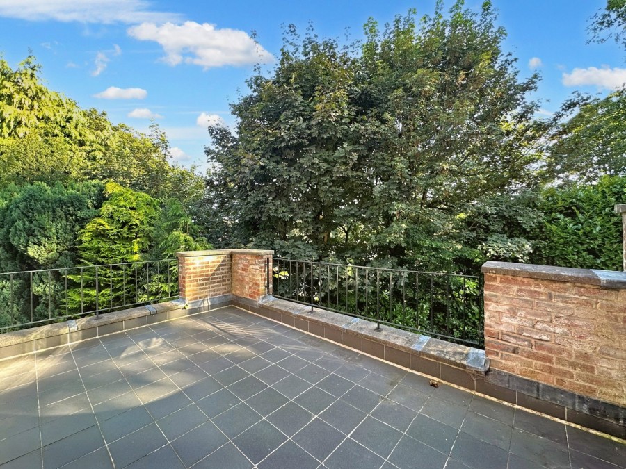 Images for Prestbury, Macclesfield, Cheshire EAID:991598241 BID:6255520