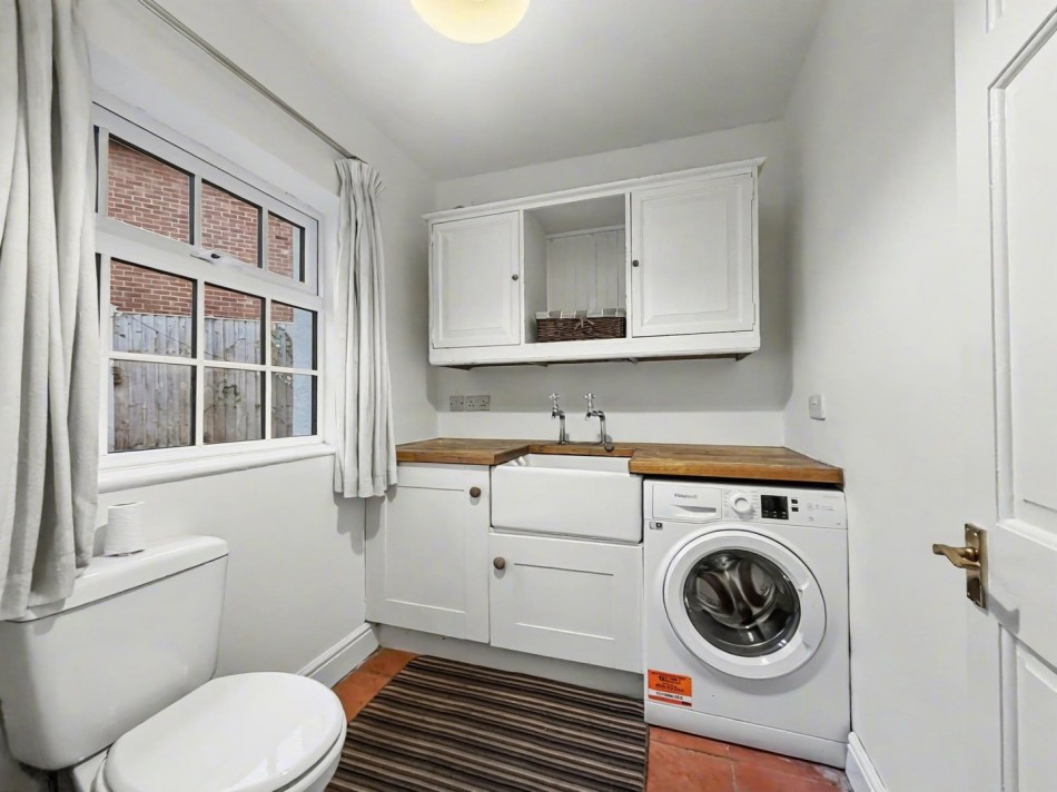 Images for Chapel Road, Alderley Edge, Cheshire EAID:991598241 BID:6255520