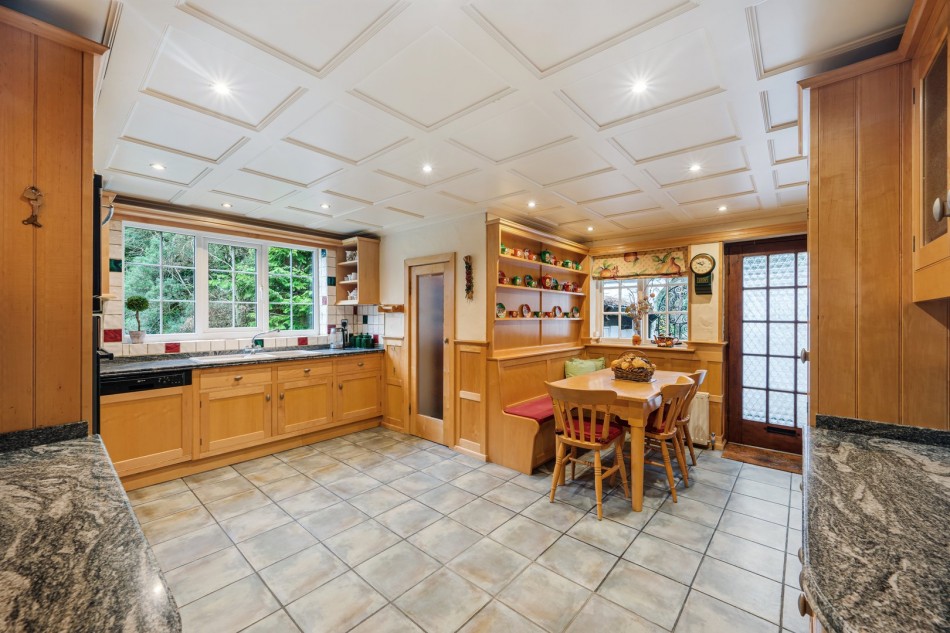 Images for Mottram St Andrew, Macclesfield, Cheshire EAID:991598241 BID:6255520