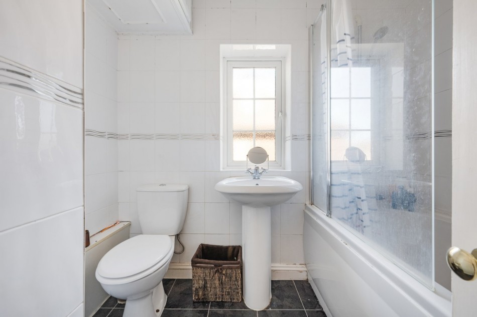 Images for Crescent Road, Alderley Edge, Cheshire EAID:991598241 BID:6255520