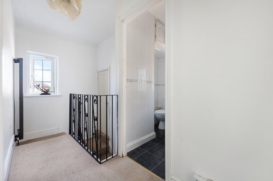 Images for Crescent Road, Alderley Edge, Cheshire EAID:991598241 BID:6255520