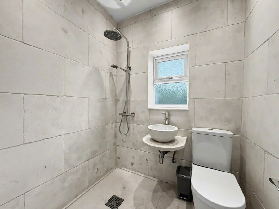 Images for Park Road, Wilmslow, Cheshire EAID:991598241 BID:6255520