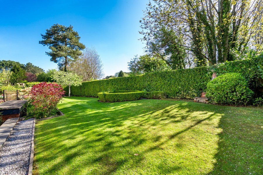 Images for Lynton Lane, Alderley Edge, Cheshire EAID:991598241 BID:6255520