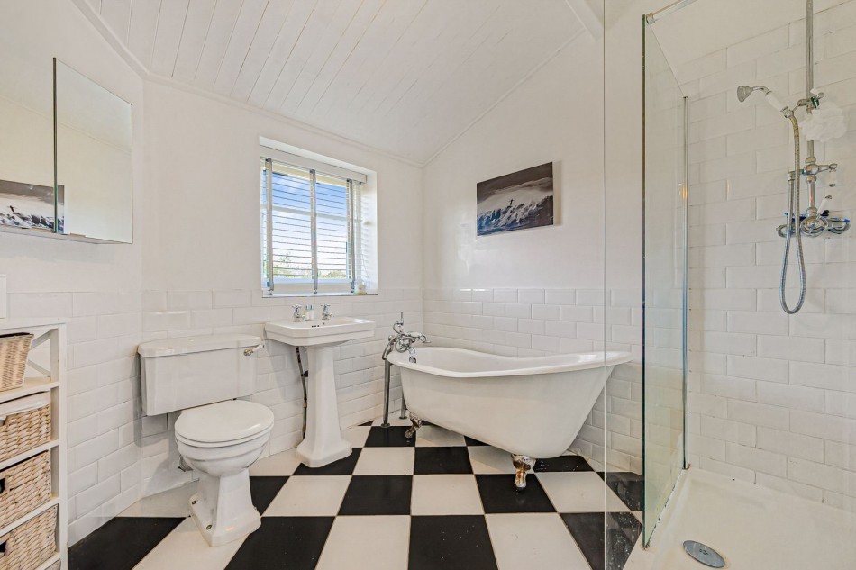 Images for Moss Lane, Alderley Edge, Cheshire EAID:991598241 BID:6255520