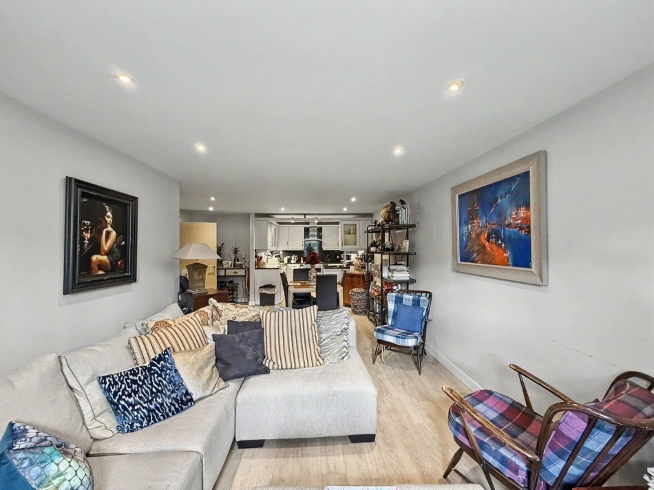 Images for London Road, Alderley Edge, Cheshire EAID:991598241 BID:6255520