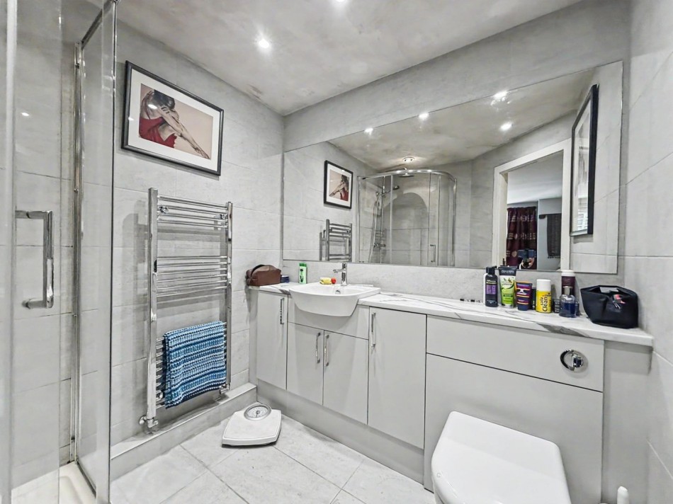 Images for London Road, Alderley Edge, Cheshire EAID:991598241 BID:6255520