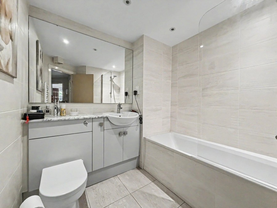 Images for London Road, Alderley Edge, Cheshire EAID:991598241 BID:6255520