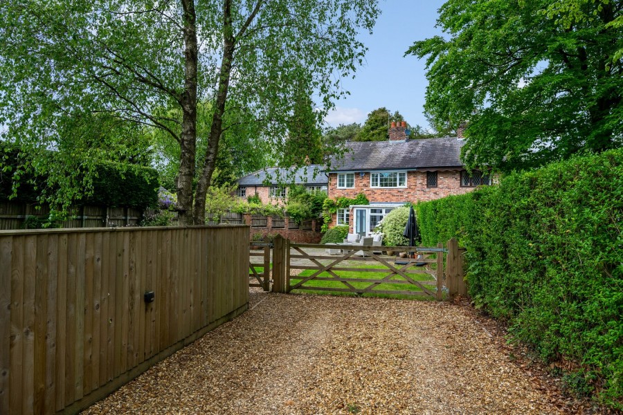 Images for Strawberry Lane, Wilmslow, Cheshire EAID:991598241 BID:6255520