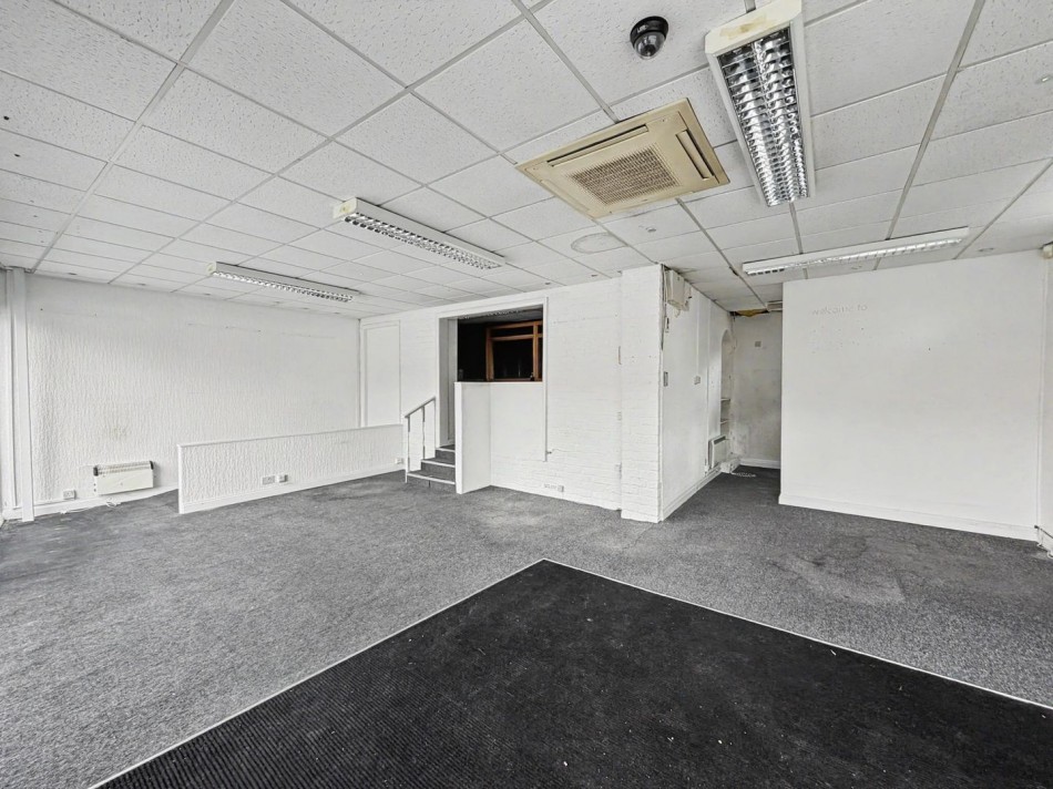 Images for Allport Lane Precinct, Wirral, Merseyside EAID:991598241 BID:6255520