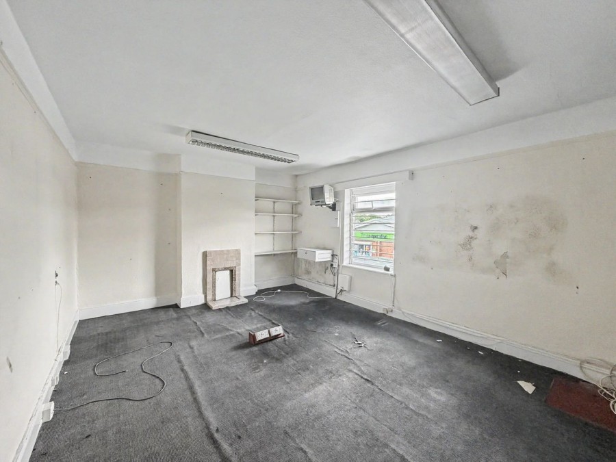 Images for Allport Lane Precinct, Wirral, Merseyside EAID:991598241 BID:6255520
